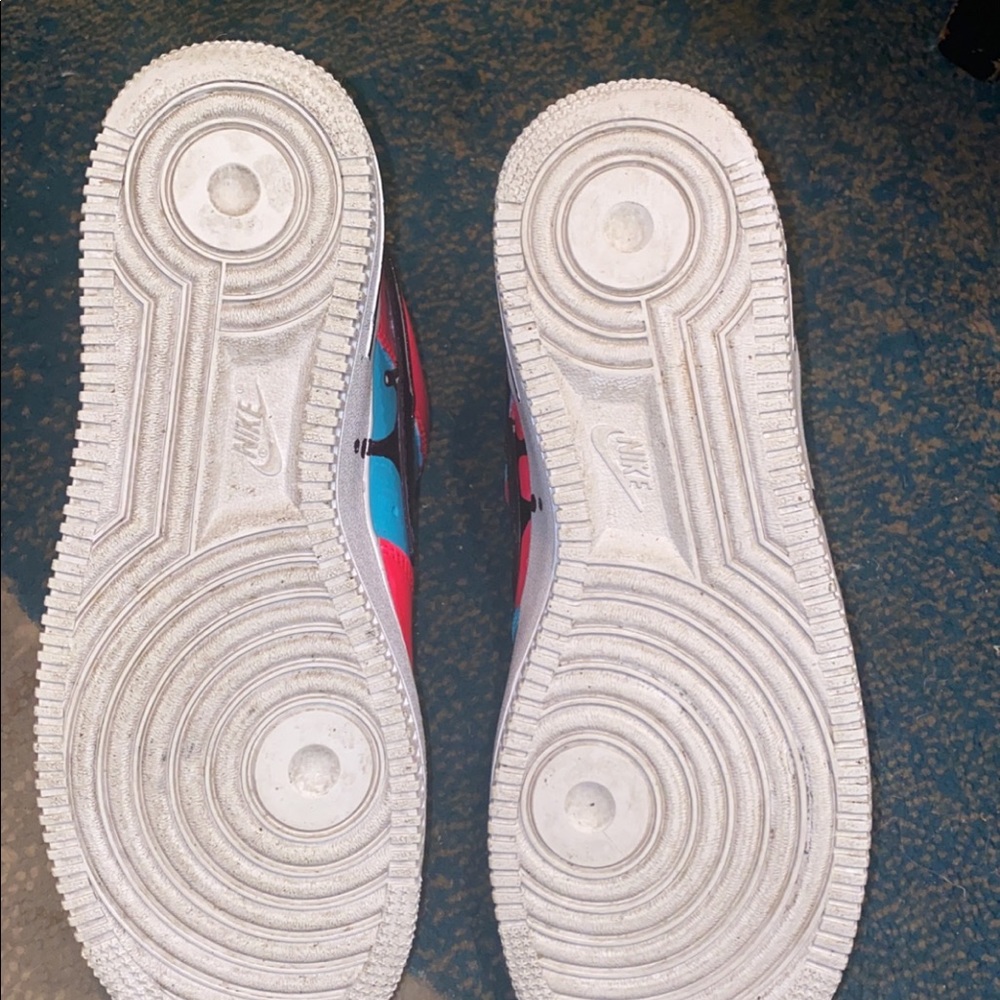 Custom AF1’s - Picture 7 of 7